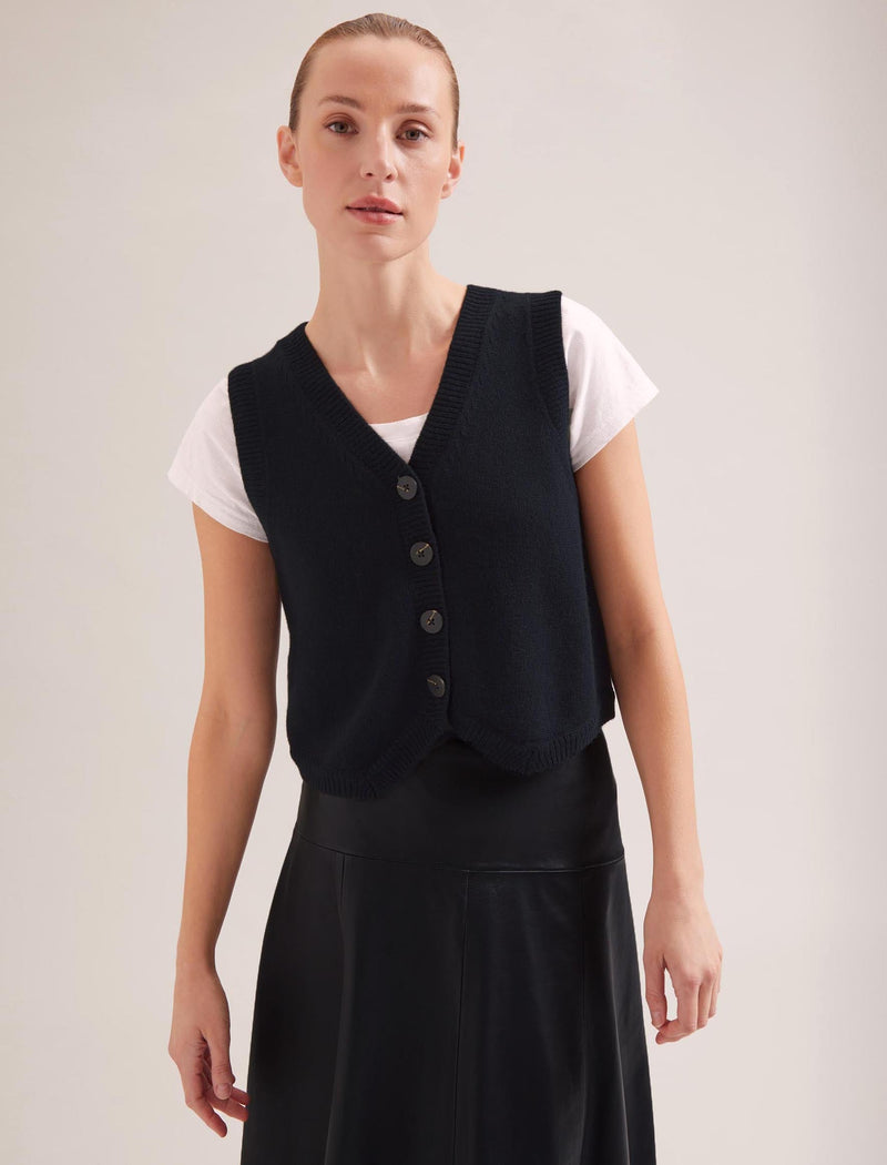 Wesley Cashmere Blend V Neck Waistcoat - Black