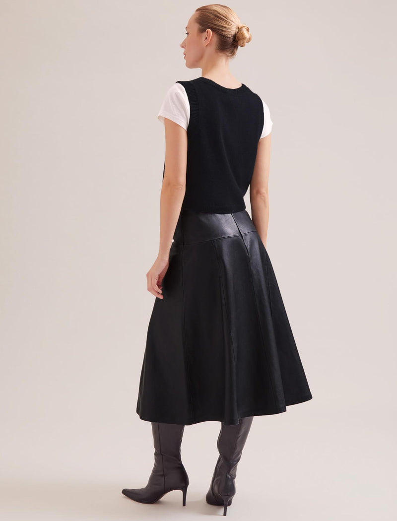 Wesley Cashmere Blend V Neck Waistcoat - Black