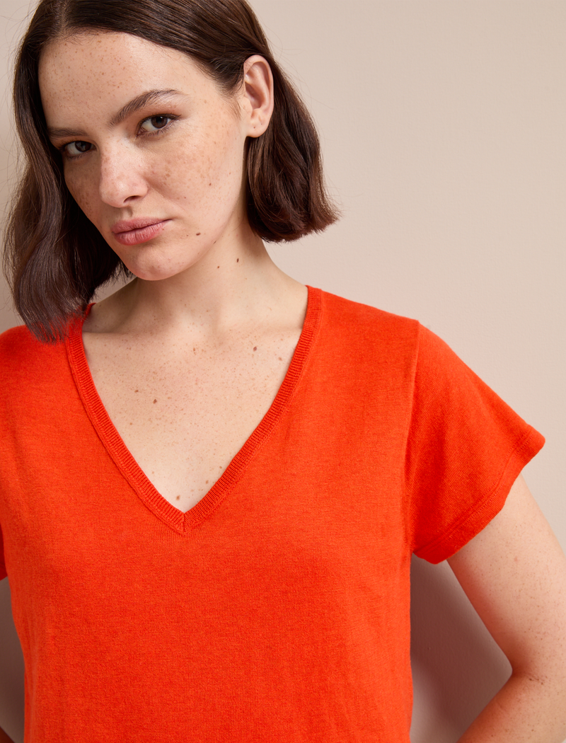 Madison Linen Blend V Neck Knit T-Shirt - Vermillion Red