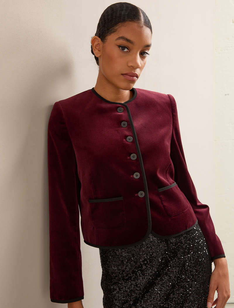 Juno Cropped Velvet Jacket - Burgundy